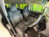 運転席シート廻りは使用感も少なく、良好な状態となっています。丁寧に使われていたことがよくわかりますね。