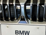 【キドニーグリル】BMWは約90年もの間、ほぼ全ての車両にひと目でBMWだと分かるこの特徴的なフロントグリルが備えられ、デザイン・アイコンとして親しまれてきました。