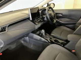 すっきりとしたデザインの内装は、さすがトヨタ車の上品さを感じます。