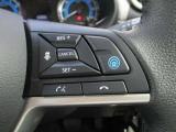 プロパイロット操作スイッチ。高速道路を楽々ドライブ。
