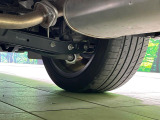 お車を安心してお乗りいただく為には、足回りの定期点検が欠かせません。サービスサポート(有償保証)では無料点検もご提供しており、安心のカーライフをお過ごしいただけるサポート体制が整っています。