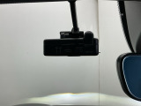 まさか!の時のためにドライブレコーダー装着しています。衝突を感知すると一定時間画像を自動保存できるので安心です。