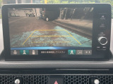 駐車も安心のリアカメラ付です