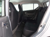 ゆとりある広々とした車内空間は、ドライブを始め買い物やレジャーなど、幅広く活躍します。一人でもみんなとでもお出かけを楽しみましょう!