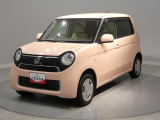冬道の安心感が心強い4WD車。温かさを調整できるシートヒーターを備え寒い時期も快適です。これから一緒にたくさんの思い出を作れる相棒としてお迎えください。