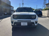 「どこにでも行ける。何でもできる。」Jeepに息づく自由の精神はその素晴らしい性能で、Jeepだから辿り着ける未知なる世界へ誘い心と身体を開放します。