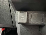 シガーソケット用の充電器が使用可能です!