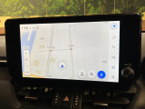 【10.5インチナビ】高級感とインパクトのある大画面ナビを装備。各種オーディオ操作はもちろん、スマホ連携もできる利便性の高いナビです♪