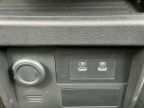 USBの充電接続ポートもあります。