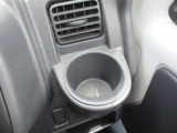 運転席で使用できるドリンクホルダーです。