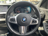 BMWのお車は、走行の安定性とコーナリングの良さを追求し、思い通りにハンドルの操作可能です。試乗車もご用意しておりますので、ぜひ&ldquo;駆け抜ける歓びをご体感ください!