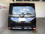 バックカメラが付いているので後方確認が非常にしやすいです。今や運転初心者も熟練者も必須装備!