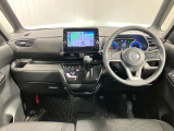フロントガラスを大きくデザインしているので、運転席からの死角が少ない分安心して運転していただけます★
