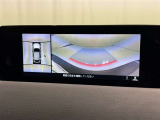 バックモニター付なので後退時に後方が見えるので安心。 車は構造上、死角がたくさんなので万が一を考えると必須ですね。 あくまで補助の為の装備、バックは目視で確認する事が重要ですよ。