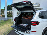 BMW Premium Selection保証では、ご購入後2年間に渡り走行距離無制限で、エンジン・ブレーキ・ミッション等のメイン部分に関しまして、万が一修理・整備が必要になりました際に部品・工賃無料にて対応いたします。