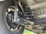お車を安心してお乗りいただく為には、足回りの定期点検が欠かせません。サービスサポート(有償保証)では無料点検もご提供しており、安心のカーライフをお過ごしいただけるサポート体制が整っています。