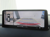 360&deg;ビューモニターを搭載しています。コーナーセンサーと合せてお使いいただくことで、安全、安心にお車の取り回しを行っていただけます。