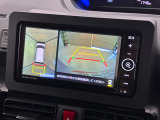 パノラマモニターは上から見下ろした様な感覚で位置を把握できます♪苦手な駐車も自信が持てます♪