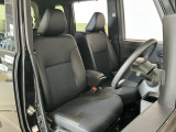 【運転席・助手席】内装ルームクリーニング済みです。しっかり綺麗にしていますので、是非、お確かめください。車に自信があるからこそ、是非一度ご来店頂き内外装も見てもらえると幸いです。