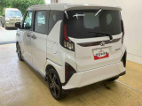 当店ではダイハツ認定U-CARをはじめ、お手頃価格のお車や、オトクなナビ付き車、オプション充実の高年式車をはじめ、ダイハツ車以外も豊富にラインナップしております。