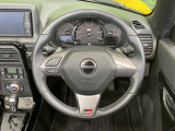 【純正革巻きステアリング】上質な革を使用することで、手にしっかり馴染みとても運転しやすいハンドルです♪