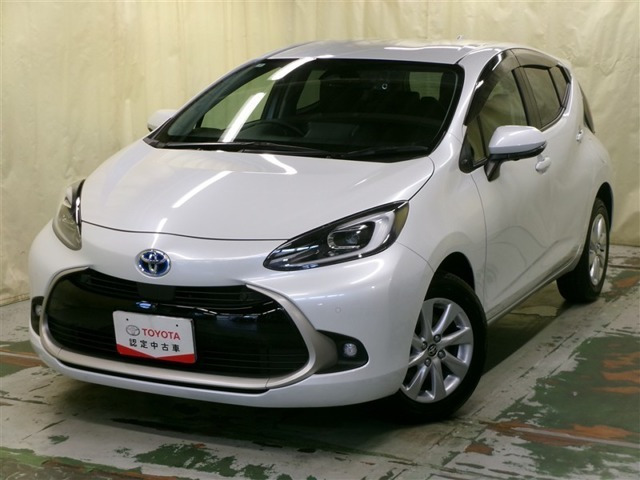 アクア  1.5 Z E-Four 4WD