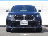 ご納車前には、BMWを熟知したメカニックによる100項目の点検・整備を行います。不具合箇所、交換時期に達している部品に関しましては、全て当社負担で交換してからのご納車となります。