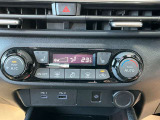 オートエアコンは、温度や風量を自動で調整してくれるため、運転に集中でき、疲労軽減にもつながります。また、車内の温度を一定に保つことで、結露やカビの発生を防ぐ効果もあります。