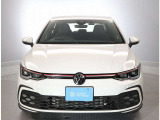 車両正面デイドライビングライト、LEDマトリクスヘッドライト「IQ.LIGHT」搭載車両