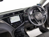 ★使いやすさや安全性を追求したステアリング周り!高級車ゆえにスイッチ類が多いのも特徴ですね!考え尽くされた配置ですぐに使いこなす事が出来ますのでご安心下さい!是非、体感してみて下さい!!