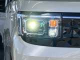【 LEDヘッドライト 】 青色発光ダイオードを発明した日本人がノーベル賞を受賞し、LEDライトが開発されました。明るく長寿命のライトです。体感して下さい。明るいライトです!