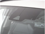TOYOTA SAFETY SENSEは道路状況、車両状態、天候状態及びドライバーの操作状況などによっては、作動しない場所があります。あくまで運転補助機能です。