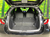 普段のお買い物や通勤、送迎等に十分な荷室スペースを確保しております。セカンドシートを倒すと、大きな荷物の積載も可能です♪