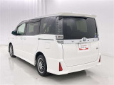 荷物をたっぷり載せて広々ドライビング♪夏でも冬でも、アウトドアやショッピングを思い切り楽しみましょう!