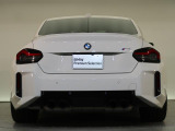 BMWのお車は、走行の安定性とコーナリングの良さを追求し、思い通りにハンドルの操作可能です。試乗車もご用意しておりますので、ぜひ&ldquo;駆け抜ける歓びをご体感ください!