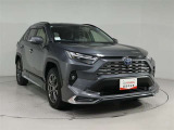 TOYOTA SAFETY SENSEは道路状況、車両状態、天候状態及びドライバーの操作状況などによっては、作動しない場所があります。あくまで運転補助機能です。