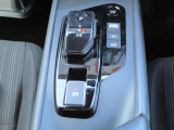 e-Power専用のシフトレバーです。操作につきましては納車時に時間を頂き丁寧ご説明させて頂きます。