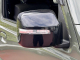 [ウィンカーランプ付ドアミラー]おしゃれな車の必須装備!ドアミラーにウインカーが付いているので、視認性もアップ!!