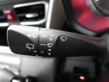 フロントワイパーの間欠機能が付いてます♪