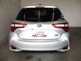 バックカメラが付いているので後方確認が非常にしやすいです。今や運転初心者も熟練者も必須装備!
