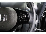 Hondaセンシングの機能のひとつ、アダプティブクルーズコントロール付!アクセルから足を離しても設定したスピードと前車との車間を保ち走行してくれます!車線維持もアシスト☆高速道路で疲労軽減ですね☆