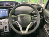 【純正革巻きステアリング】上質な革を使用することで、手にしっかり馴染みとても運転しやすいハンドルです♪