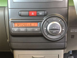 オートエアコンを装着しておりますので車内をお好みの快適な温度に保つことが可能です!