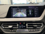 前後クリアランスソナー付なので、駐車が苦手な方でも安心です。ガイドの表示・非表示も切り替え可能です