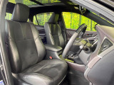 運転席シート廻りは使用感も少なく、良好な状態となっています。丁寧に使われていたことがよくわかりますね。