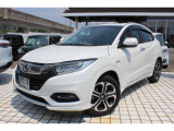 ベゼルのハイブリッド車が入庫しました。5人乗りの低燃費SUVです。