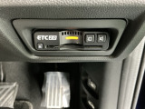 ETC2.0が標準装備です。高速道路の渋滞情報や静止画像提供などをナビとリンクして画面でお知らせします。また、高速道路の一時退出対象インターでは料金据え置きで一時退出もできます