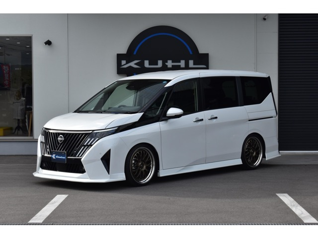 セレナ 1.4 e-POWER ハイウェイスターV