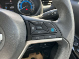 【プロパイロット】高速道でアクセル・ブレーキ・ハンドルをアシスト。運転の負担を軽減します。
