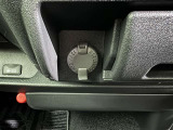 シガーソケット用の充電器が使用可能です!